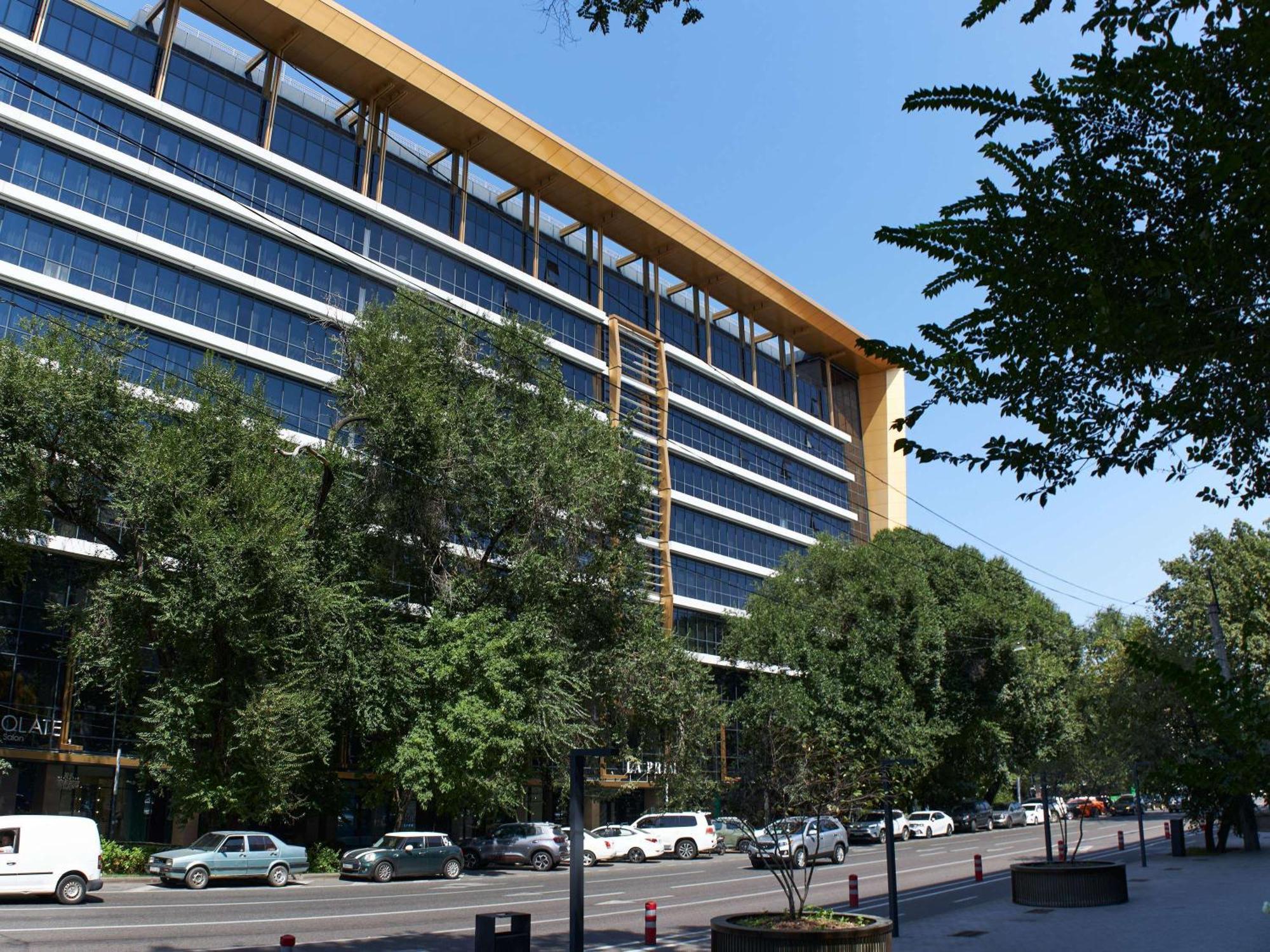 Novotel Living Almaty Jetisu Exteriör bild
